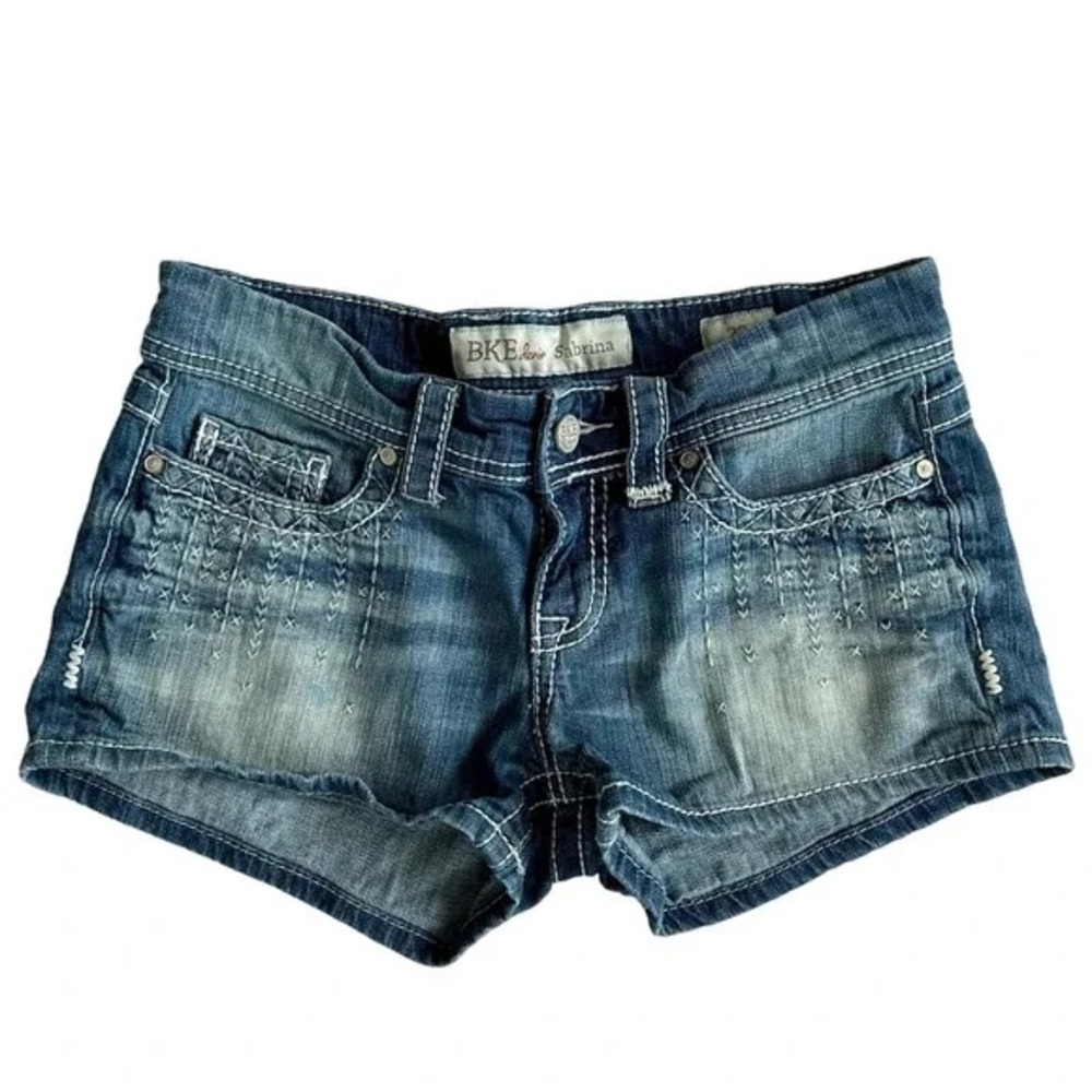 BKE Sabrina Stretch Denim Shorts - Size 26